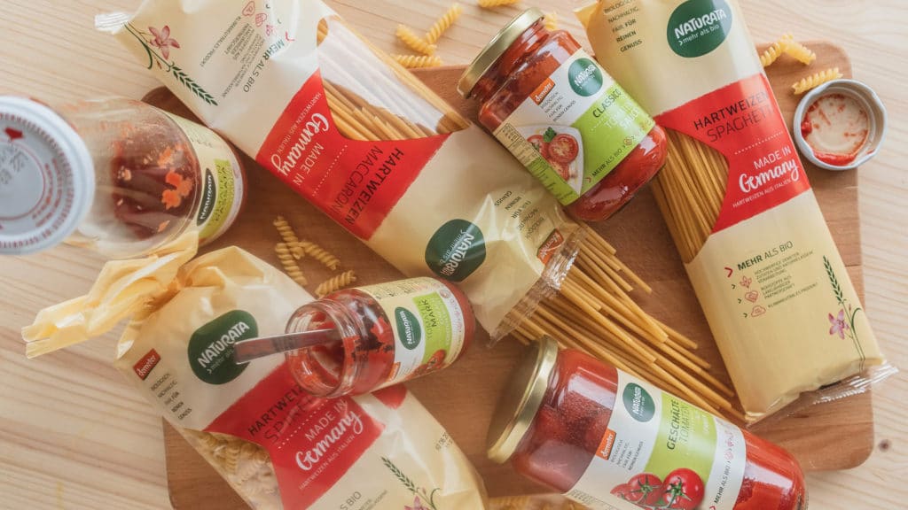 Pasta Produkte von NATURATA - leckere Nudeln und Tomatensaucen